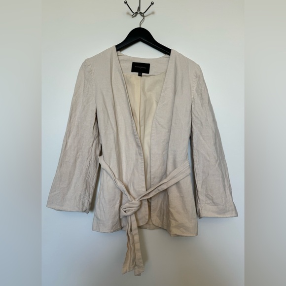 Banana Republic - Women's - Linen Wrap Tie Waist Blazer - Wheat - Size 8 - Picture 2 of 4